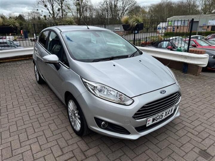 Ford Fiesta 1.0T EcoBoost Titanium Powershift Euro 6 5dr