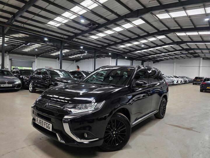 Mitsubishi Outlander 2.4h TwinMotor 13.8kWh Dynamic CVT 4WD Euro 6 (s/s) 5dr