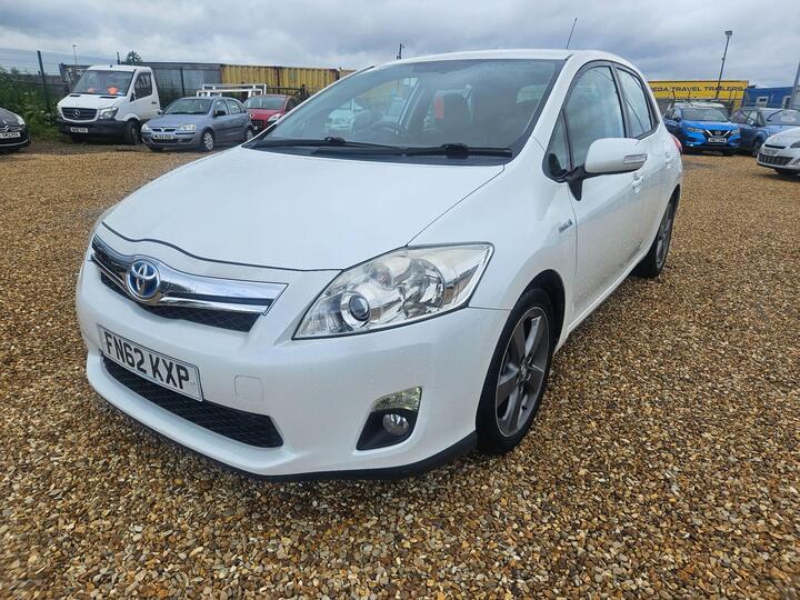 Toyota Auris 1.8 VVT-h T Spirit CVT Euro 5 (s/s) 5dr