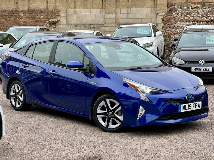 Toyota Prius 1.8 VVT-h Excel CVT Euro 6 (s/s) 5dr (15in Alloy)