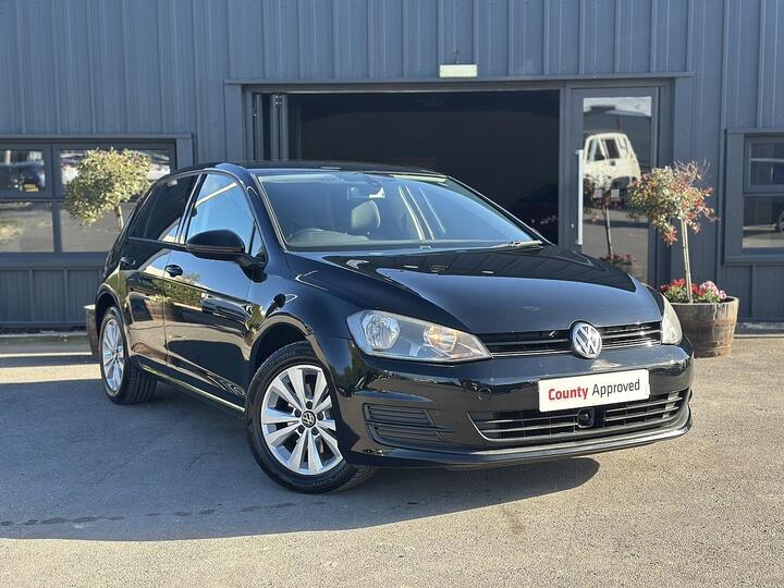 Volkswagen Golf 1.6 TDI BlueMotion Tech SE Euro 5 (s/s) 5dr