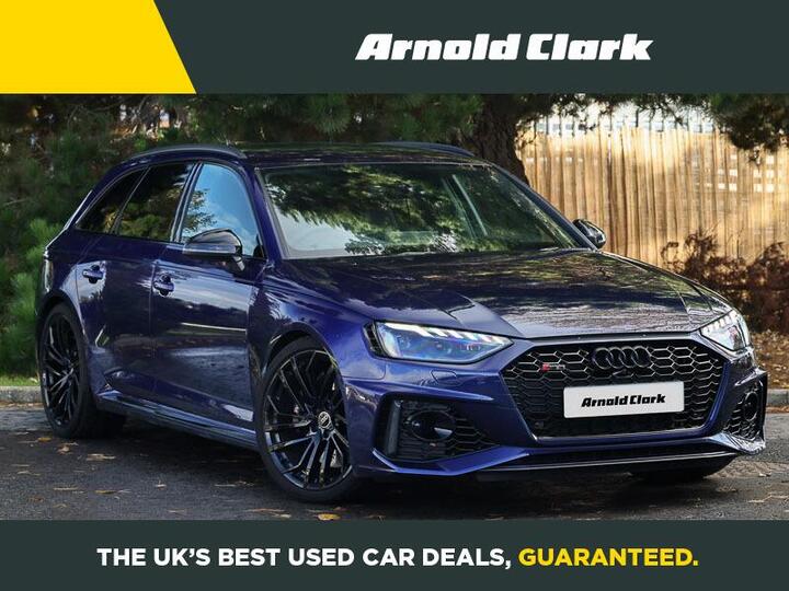 Audi RS4 Avant 2.9 TFSI V6 Carbon Black Tiptronic Quattro Euro 6 (s/s) 5dr Audi RS4 Avant 2.9 TFSI V6 Carbon Black Tiptronic Quattro Euro 6 (s/s) 5dr