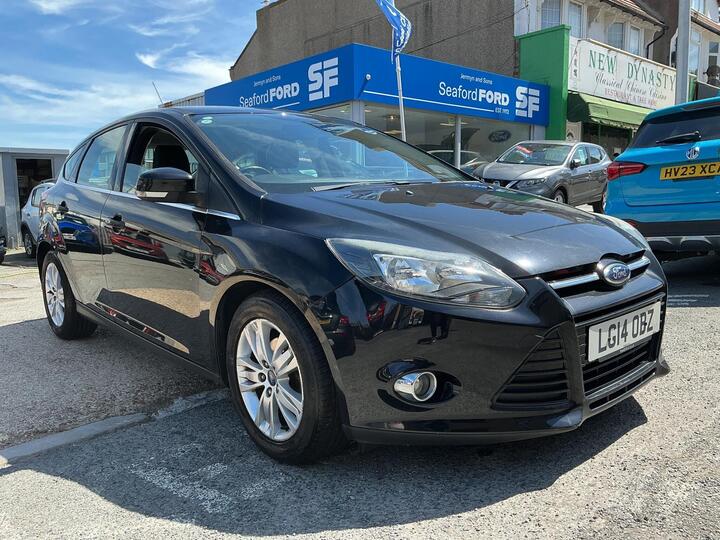 Ford Focus 1.0T EcoBoost Titanium Navigator Euro 5 (s/s) 5dr