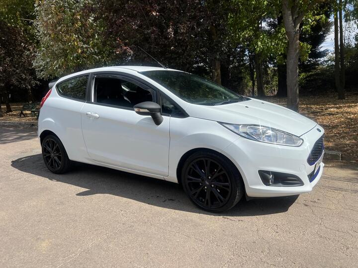 Ford Fiesta 1.0T EcoBoost Zetec Euro 5 (s/s) 3dr
