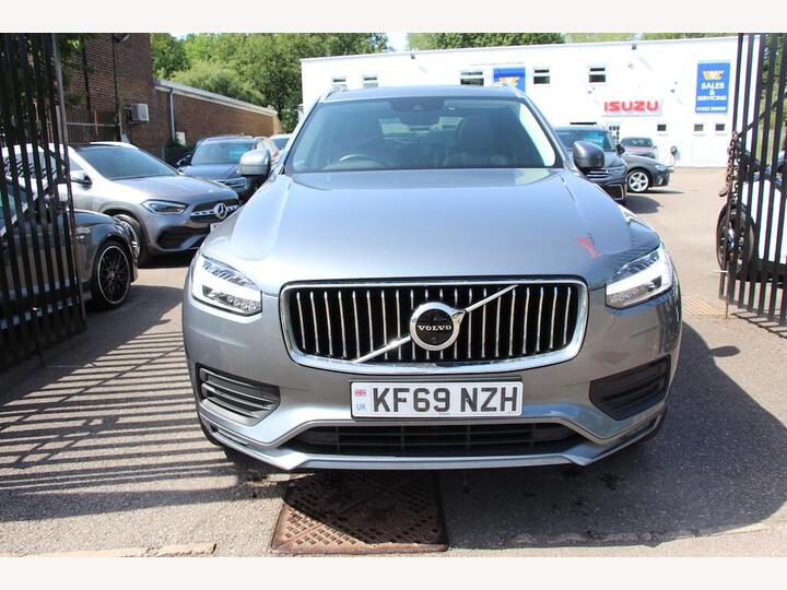 Volvo XC90 2.0 B5 MHEV Momentum Auto 4WD Euro 6 (s/s) 5dr