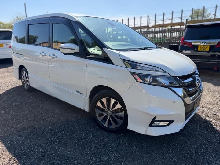 Nissan Serena 2.0 HIGHWAY STAR V SPORT PETROL HYBRID