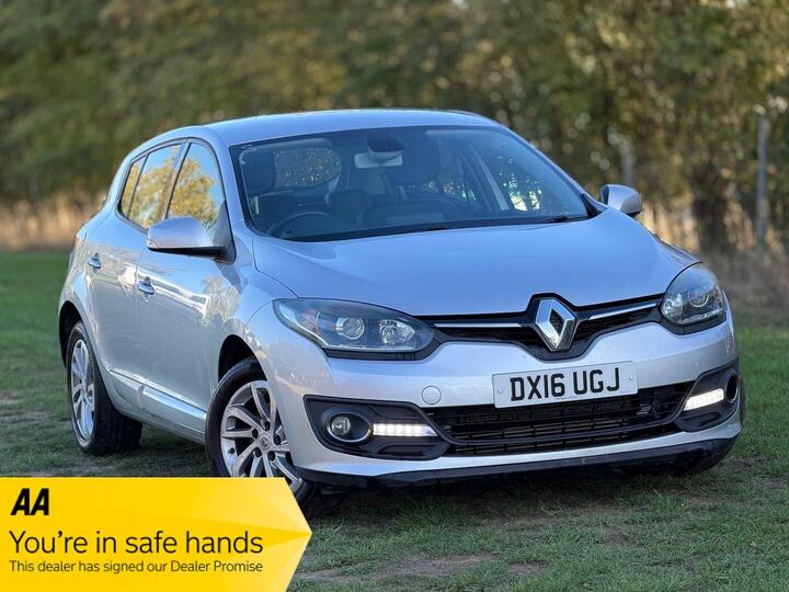 Renault Megane 1.5 DCi Dynamique Nav Euro 6 (s/s) 5dr Renault Megane 1.5 DCi Dynamique Nav Euro 6 (s/s) 5dr