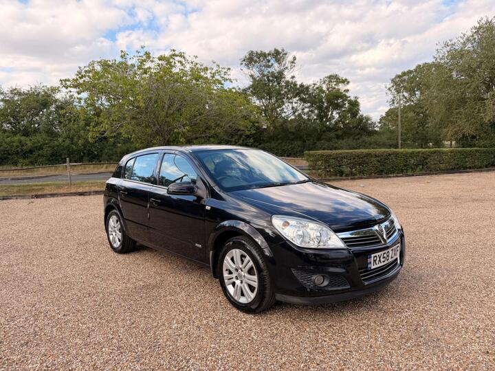 Vauxhall Astra 1.8i 16v Design 5dr