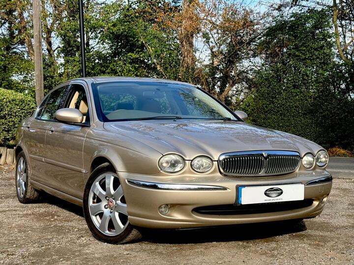 Jaguar X-Type 2.5 V6 SE (AWD) 4dr