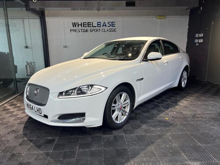 Jaguar XF 2.2d Premium Luxury Auto Euro 5 (s/s) 4dr