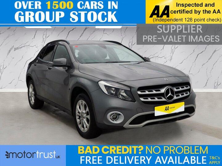Mercedes-Benz 180 1.6 GLA200 SE 7G-DCT Euro 6 (s/s) 5dr Mercedes-Benz 180 1.6 GLA200 SE 7G-DCT Euro 6 (s/s) 5dr