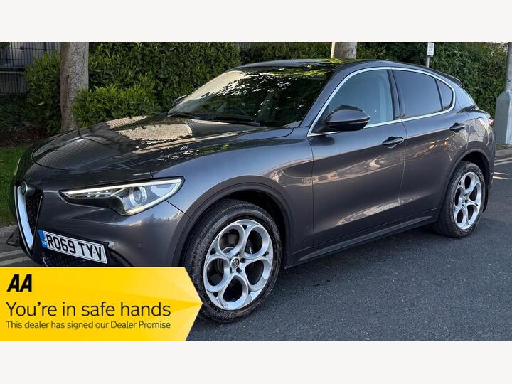 Alfa Romeo Stelvio 2.0T Speciale Auto Q4 AWD Euro 6 (s/s) 5dr