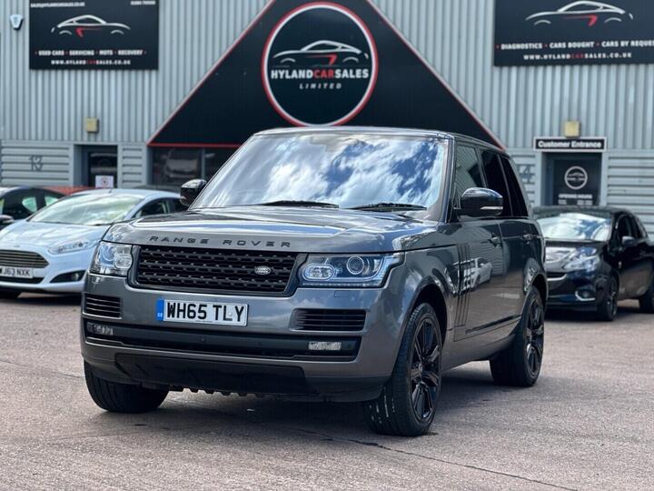 Land Rover RANGE ROVER 4.4 SD V8 Autobiography Auto 4WD Euro 6 (s/s) 5dr Land Rover RANGE ROVER 4.4 SD V8 Autobiography Auto 4WD Euro 6 (s/s) 5dr