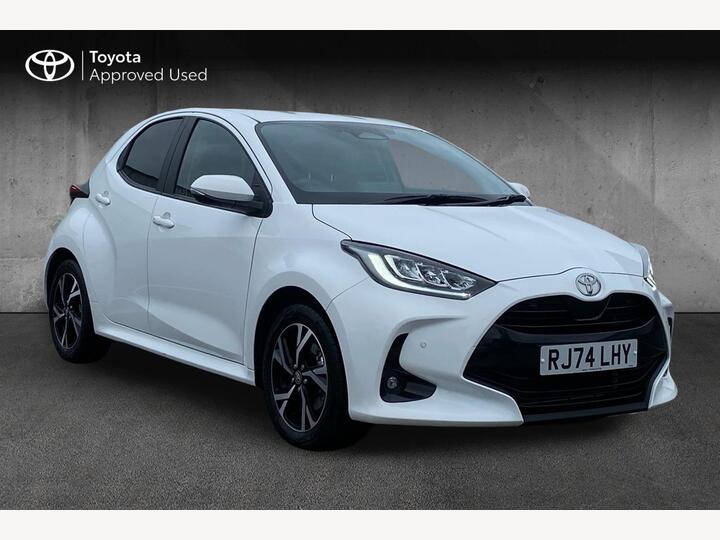 Toyota Yaris 1.5 VVT-h Design E-CVT Euro 6 (s/s) 5dr