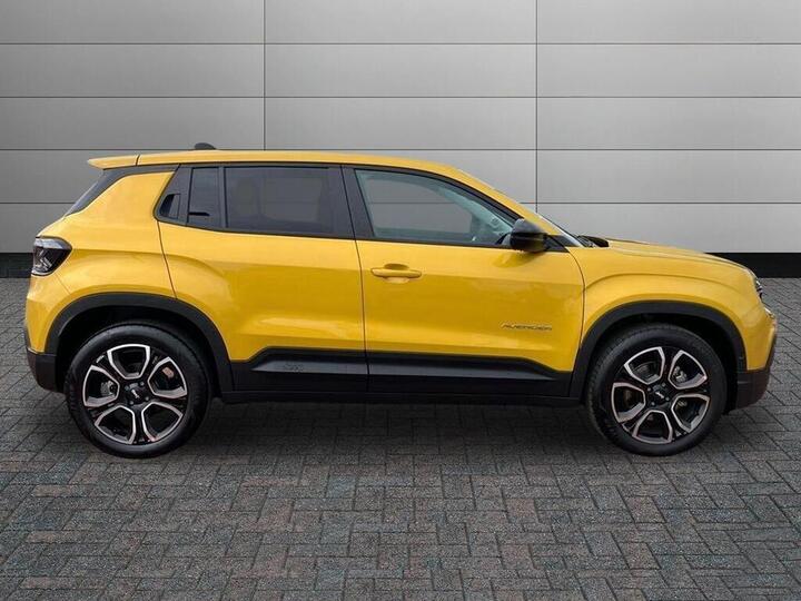 Jeep Avenger 54kWh E-Summit Auto 5dr