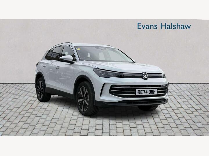 Volkswagen TIGUAN ESTATE 1.5 TSI EHybrid 19.7kWh Elegance DSG Euro 6 (s/s) 5dr Volkswagen TIGUAN ESTATE 1.5 TSI EHybrid 19.7kWh Elegance DSG Euro 6 (s/s) 5dr