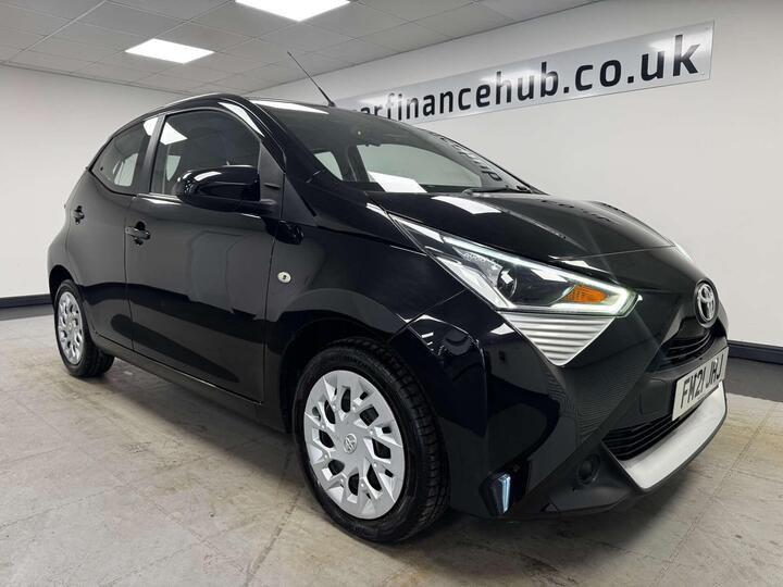 Toyota AYGO 1.0 VVT-i X-play Euro 6 (s/s) 5dr