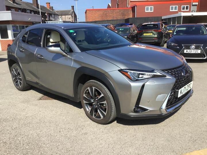 Lexus UX 2.0 250h Premium Plus E-CVT Euro 6 (s/s) 5dr