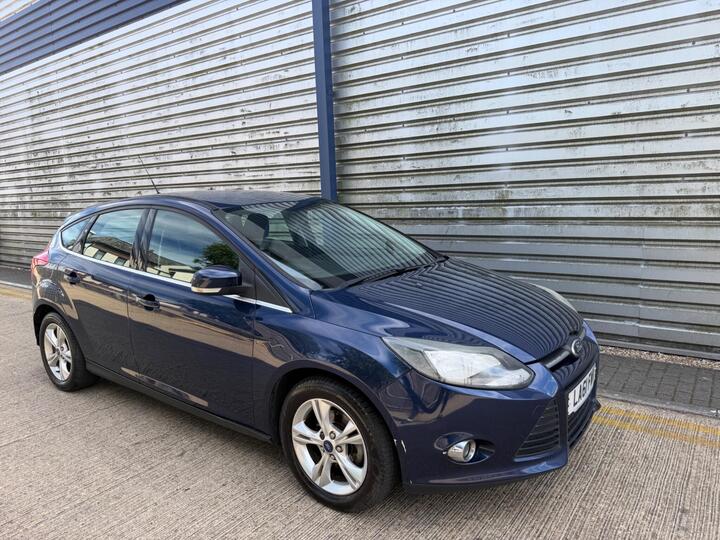 Ford Focus 1.6 Zetec Euro 5 5dr