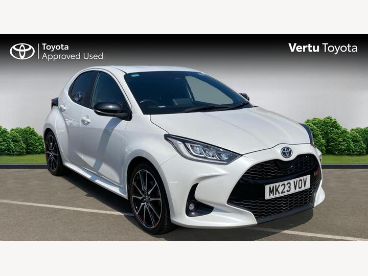 Toyota Yaris 1.5 VVT-h GR SPORT E-CVT Euro 6 (s/s) 5dr