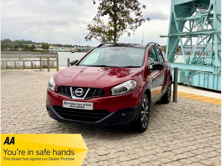 Nissan Qashqai+2 2.0 DCi N-tec Auto 4WD Euro 5 5dr Nissan Qashqai+2 2.0 DCi N-tec Auto 4WD Euro 5 5dr