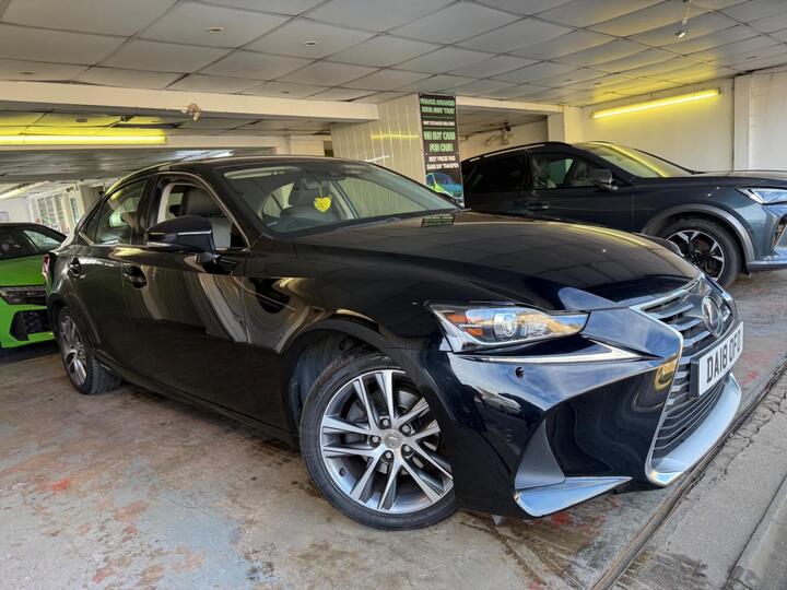 Lexus IS 2.5 300h Advance E-CVT Euro 6 (s/s) 4dr