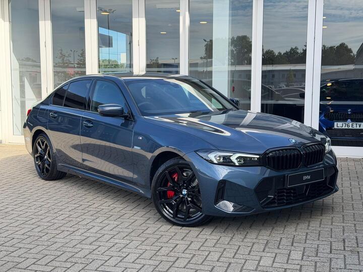 BMW 3 Series 2.0 330e 22.3kWh M Sport Pro Auto Euro 6 (s/s) 4dr