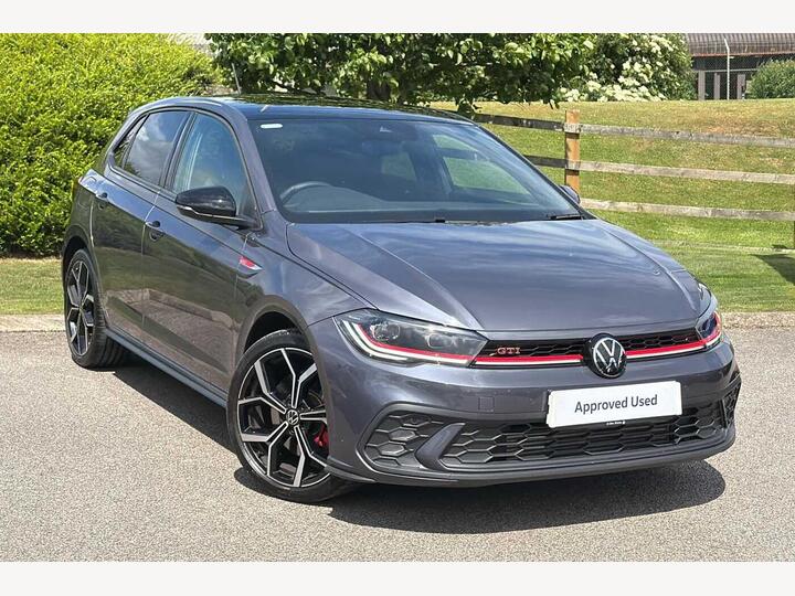 Volkswagen Polo 2.0 TSI GTI DSG Euro 6 (s/s) 5dr Volkswagen Polo 2.0 TSI GTI DSG Euro 6 (s/s) 5dr