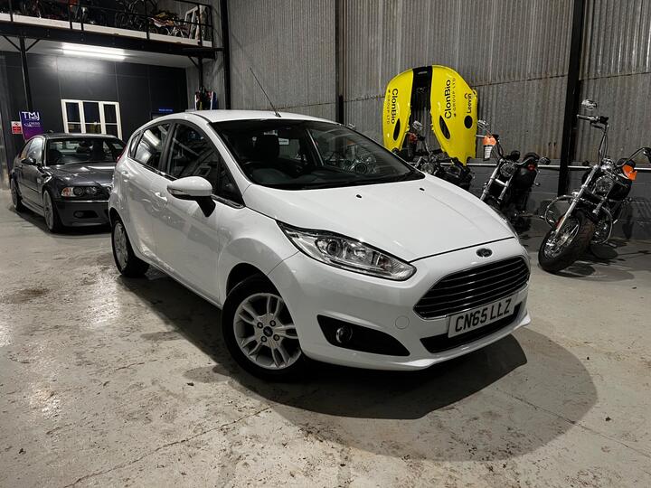 Ford Fiesta 1.6 Zetec Powershift Euro 6 5dr