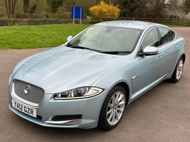 Jaguar XF 2.2d Premium Luxury Auto Euro 5 (s/s) 4dr