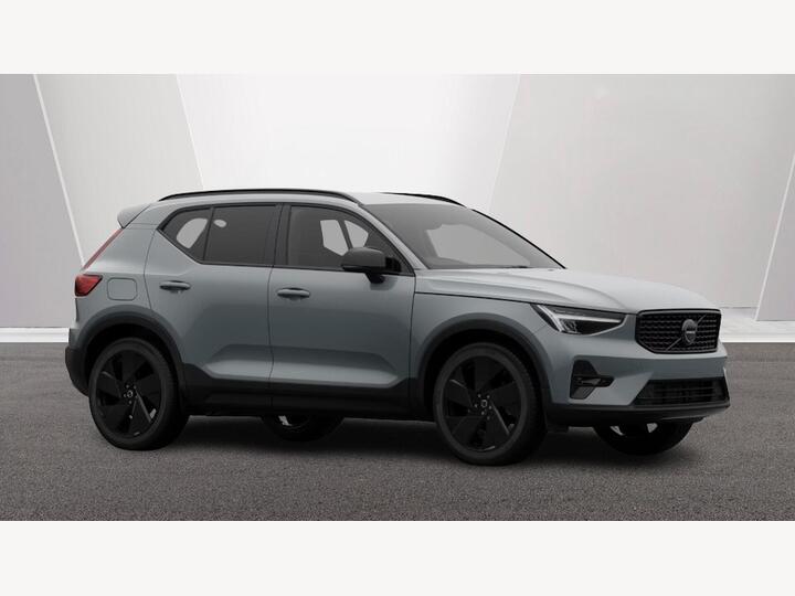 Volvo XC40 2.0 B4 MHEV Plus Black Edition DCT Auto Euro 6 (s/s) 5dr