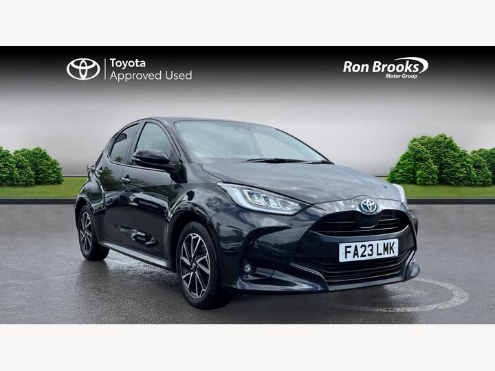 Toyota Yaris 1.5 VVT-h Design E-CVT Euro 6 (s/s) 5dr