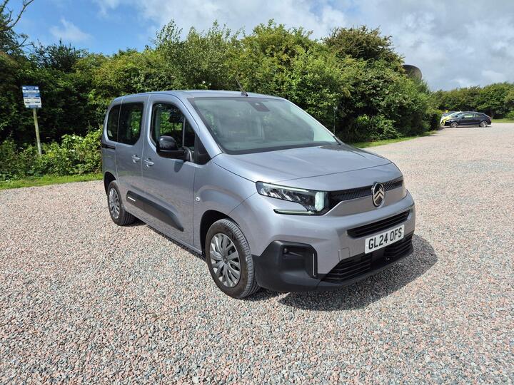 Citroen E-Berlingo 52kWh PLUS M Auto 5dr (7.4kW Charger) Citroen E-Berlingo 52kWh PLUS M Auto 5dr (7.4kW Charger)