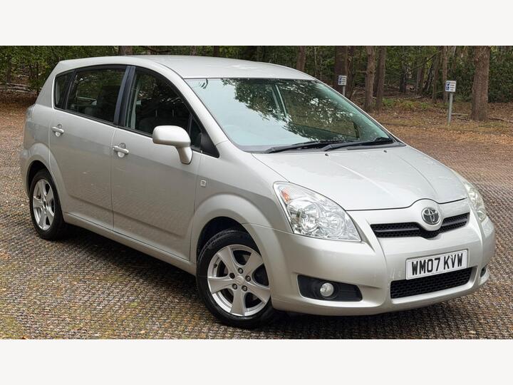 Toyota Corolla Verso 1.8 VVT-i T3 5dr