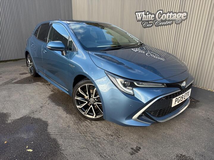Toyota Corolla 1.8 VVT-h Excel CVT Euro 6 (s/s) 5dr Toyota Corolla 1.8 VVT-h Excel CVT Euro 6 (s/s) 5dr