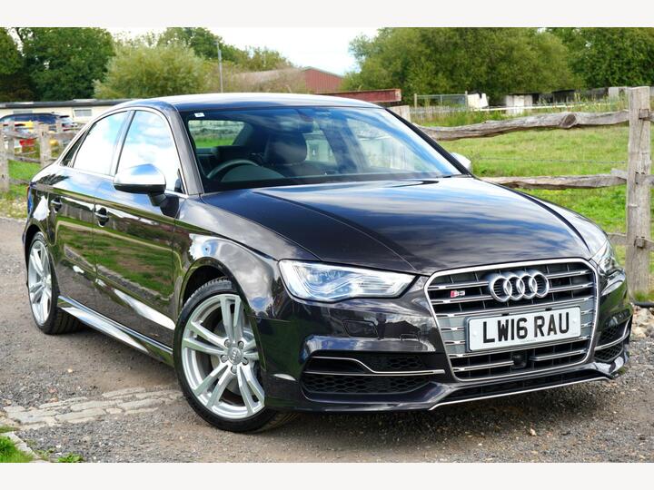 Audi S3 2.0 TFSI S Tronic Quattro Euro 6 (s/s) 4dr (Nav)