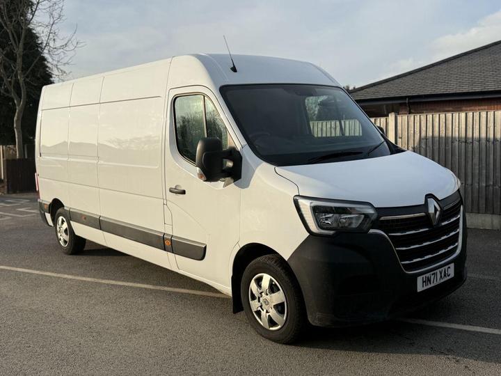 Renault MASTER 2.3 DCi 35 Business+ Panel Van 4dr Diesel Manual FWD LWB Medium Roof Euro 6 (135 Ps)