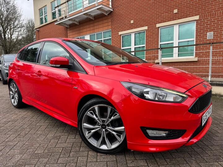 Ford Focus 1.0T EcoBoost ST-Line Euro 6 (s/s) 5dr