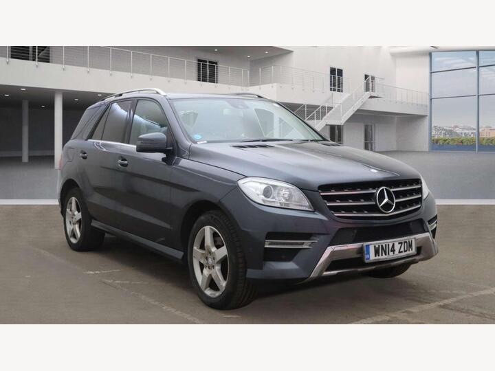 Mercedes-Benz M-CLASS 2.1 ML250 BlueTEC AMG Sport G-Tronic 4WD Euro 6 (s/s) 5dr Mercedes-Benz M-CLASS 2.1 ML250 BlueTEC AMG Sport G-Tronic 4WD Euro 6 (s/s) 5dr