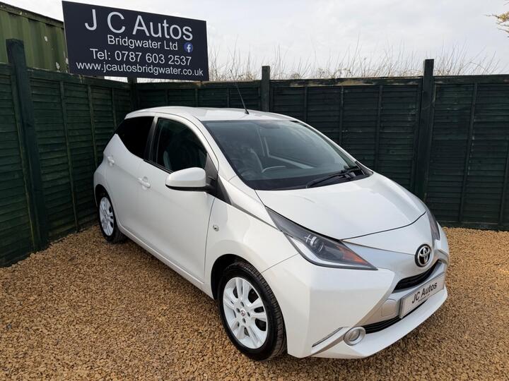 Toyota AYGO 1.0 VVT-i X-pure Euro 6 5dr