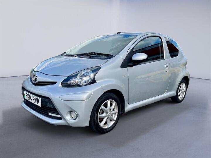 Toyota AYGO 1.0 VVT-i Mode Euro 5 3dr Toyota AYGO 1.0 VVT-i Mode Euro 5 3dr