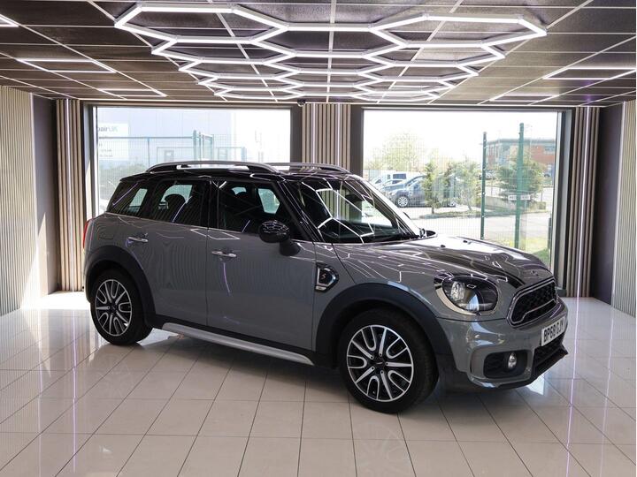 MINI COUNTRYMAN 2.0 Cooper S Sport Steptronic Euro 6 (s/s) 5dr MINI COUNTRYMAN 2.0 Cooper S Sport Steptronic Euro 6 (s/s) 5dr