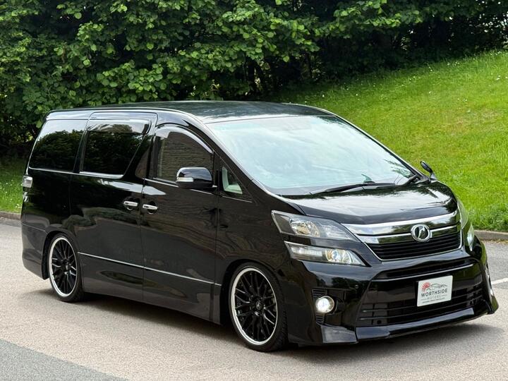 Toyota Vellfire 2.4 GOLDEN EYES 2 PETROL AUTOMATIC ULEZ