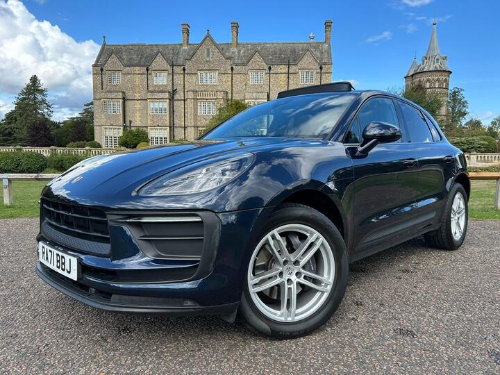 Porsche Macan 2.0T PDK 4WD Euro 6 (s/s) 5dr
