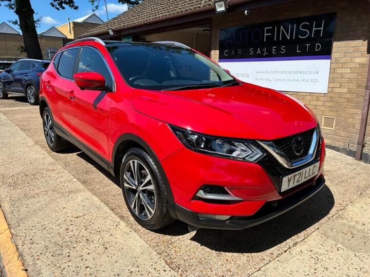 Nissan QASHQAI 1.3 DIG-T N-Connecta Euro 6 (s/s) 5dr