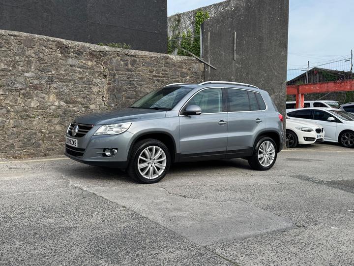 Volkswagen Tiguan 2.0 TDI Sport Auto 4WD Euro 4 5dr