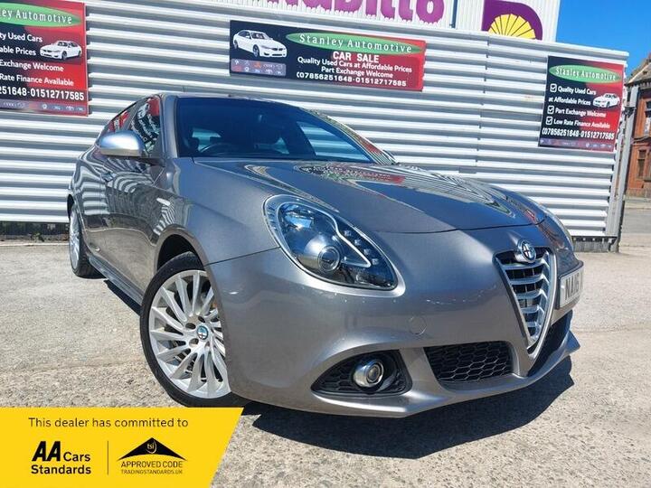 Alfa Romeo Giulietta 2.0 JTDM-2 Exclusive Euro 6 (s/s) 5dr