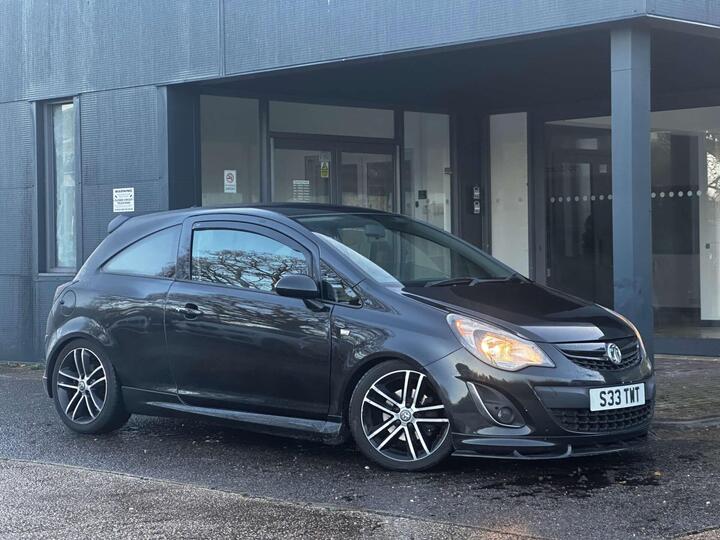 Vauxhall CORSA 1.4T 16V Black Edition Euro 5 (s/s) 3dr Vauxhall CORSA 1.4T 16V Black Edition Euro 5 (s/s) 3dr