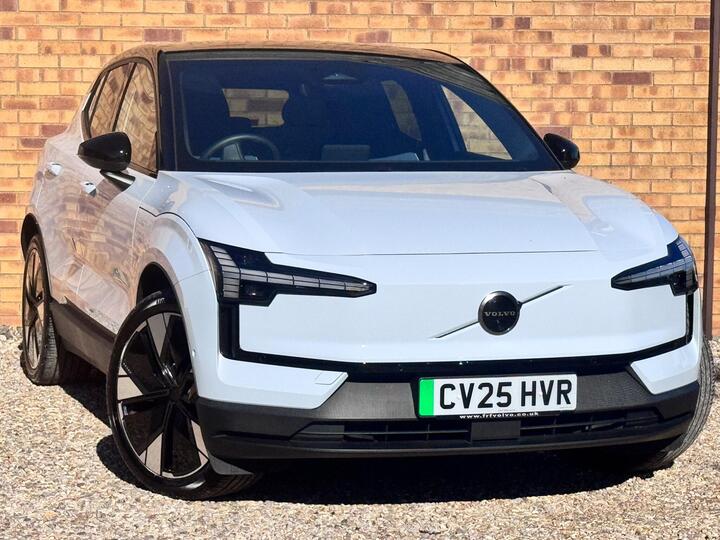 Volvo EX30 Single Motor Extended Range 69kWh Ultra Auto 5dr