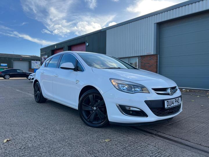Vauxhall Astra 1.6 16v SRi Euro 5 5dr